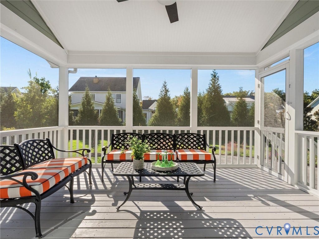 1412 Ascot Hill Terrace, Midlothian, VA 23112 Screened-in porch featuring a vaulted ceiling, ceiling fan, and composite decking