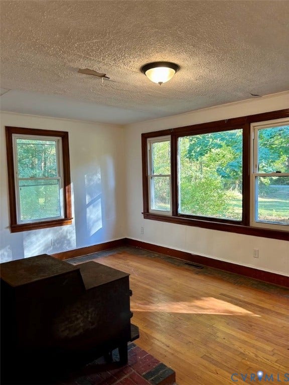 4647 Poorhouse Road, Victoria, VA 23974 4647 Poorhouse Road, Victoria, VA 23974