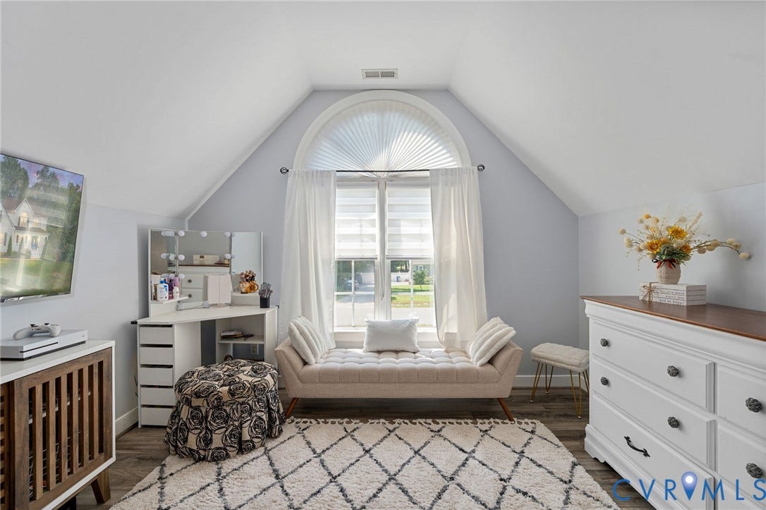 4427 Tweedsmuir Court, Midlothian, VA 23120 Vaulted ceiling, arched window with multi-pane glazing, and wood-finish flooring