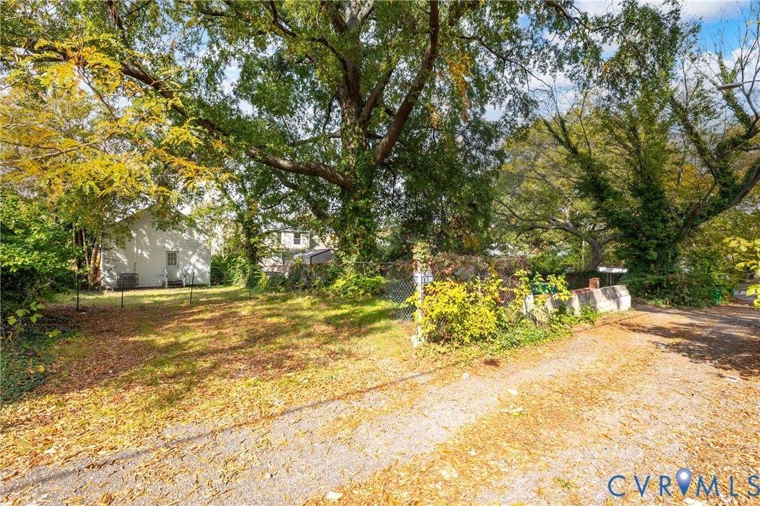 2112 Dinwiddie Avenue, Oak Grove, Richmond, VA 23224 2112 Dinwiddie Avenue, Oak Grove, Richmond, VA 23224