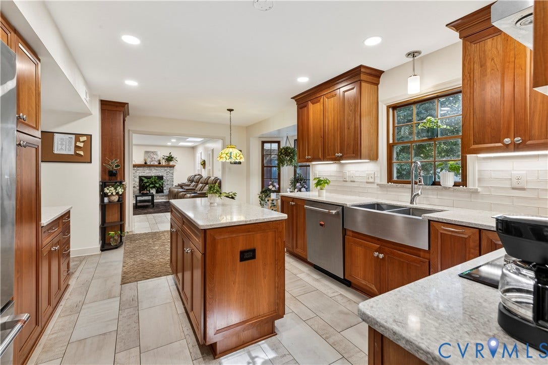 10601 Argonne Drive, Glen Allen, VA 23060 10601 Argonne Drive, Glen Allen, VA 23060