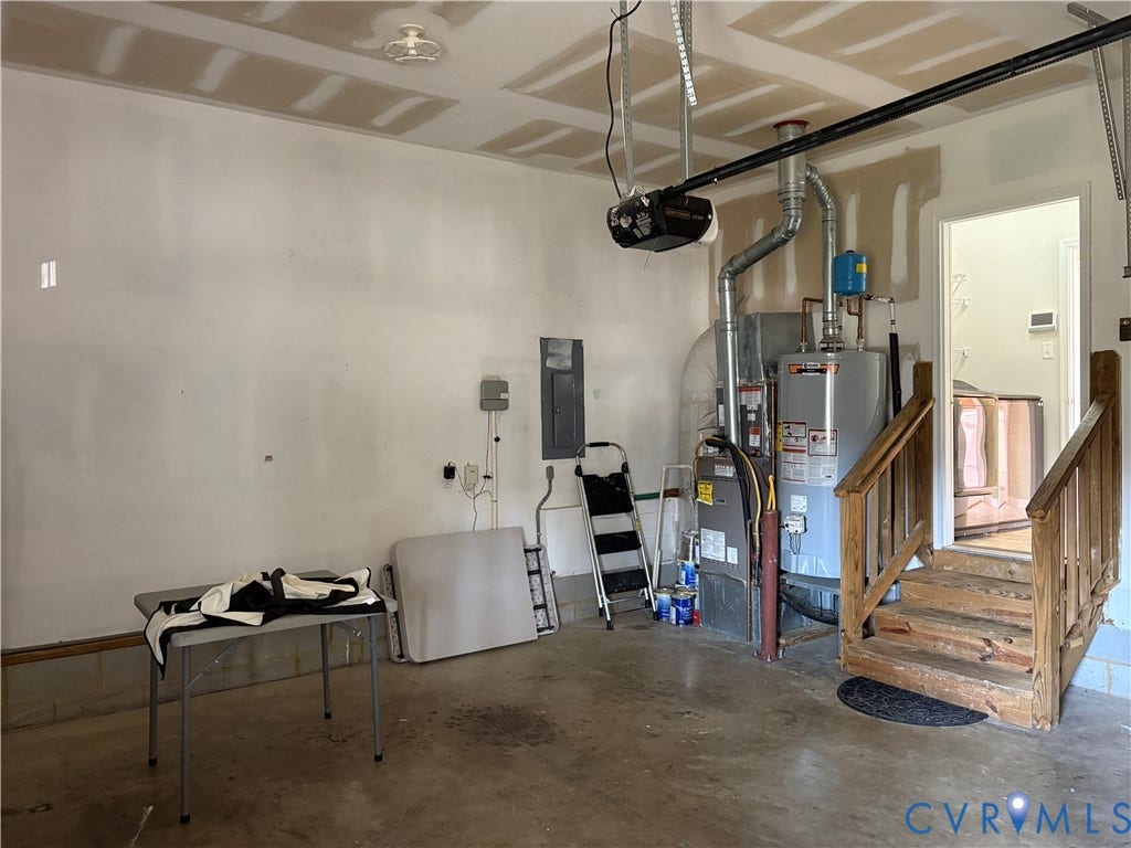 14730 Waters Shore Drive, Midlothian, VA 23112 14730 Waters Shore Drive, Midlothian, VA 23112