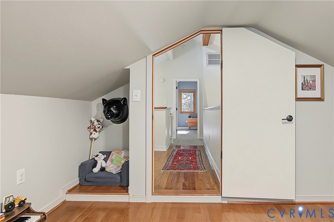 3800 Pheasant Hollow Drive, Henrico, VA 23231 3800 Pheasant Hollow Drive, Henrico, VA 23231
