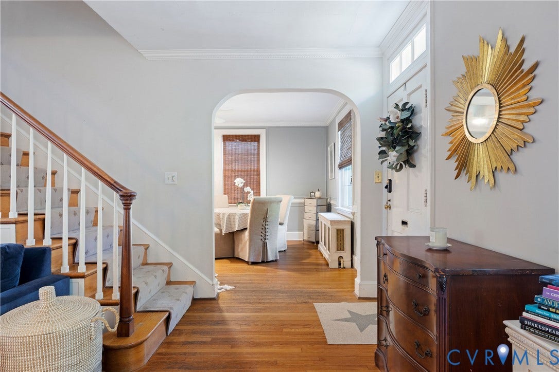 4810 W Seminary Avenue, Richmond, VA 23227 view into eat in kitchen nook with beautiful arch