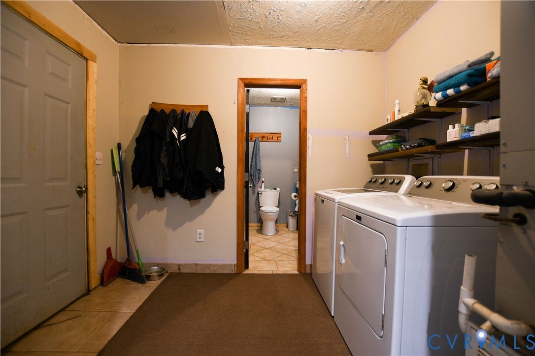 23104 King William Road, King William Rd, West Point, VA 23181 Guest house