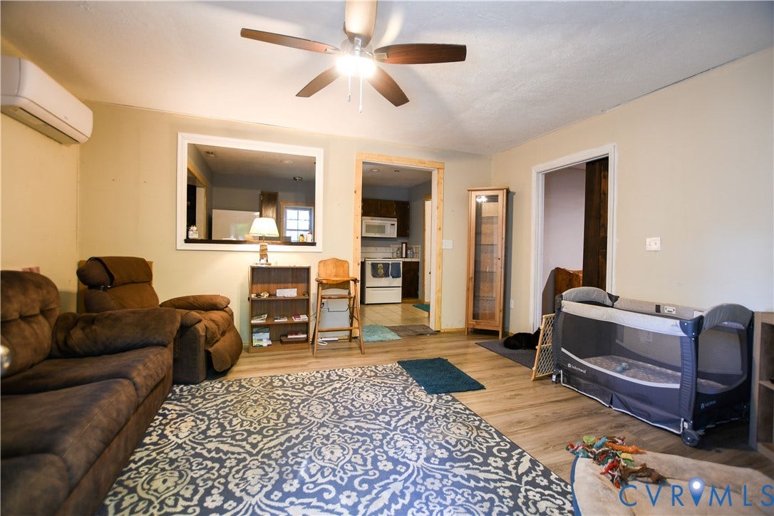 23104 King William Road, King William Rd, West Point, VA 23181 Guest House