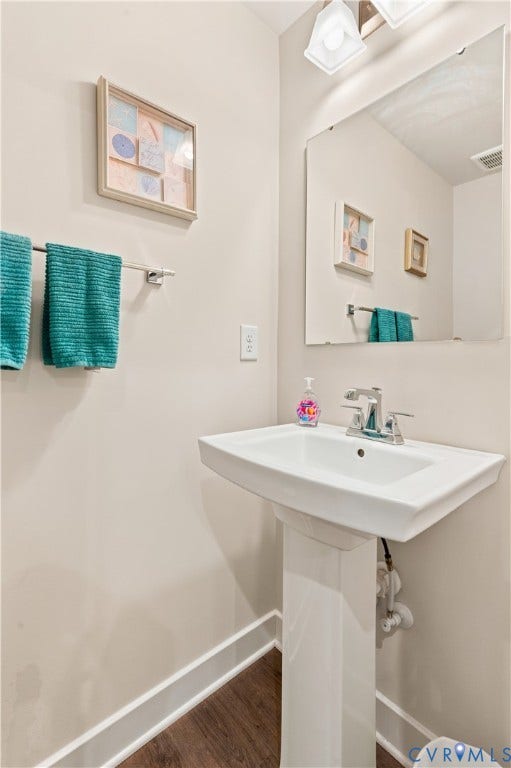 209 Timber Passage Trail, #12A, Williamsburg, VA 23185 Hallway Bathroom