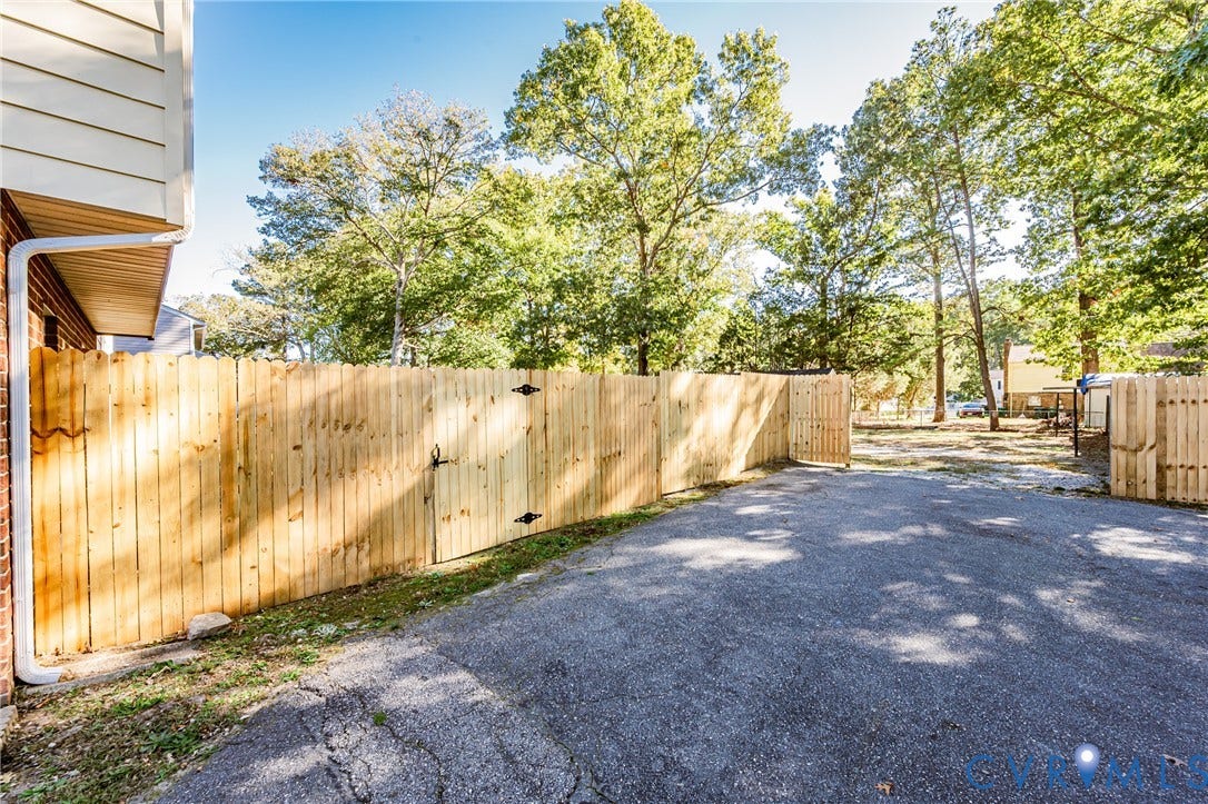 6101 Gatesgreen Drive, Chesterfield, VA 23832 6101 Gatesgreen Drive, Chesterfield, VA 23832