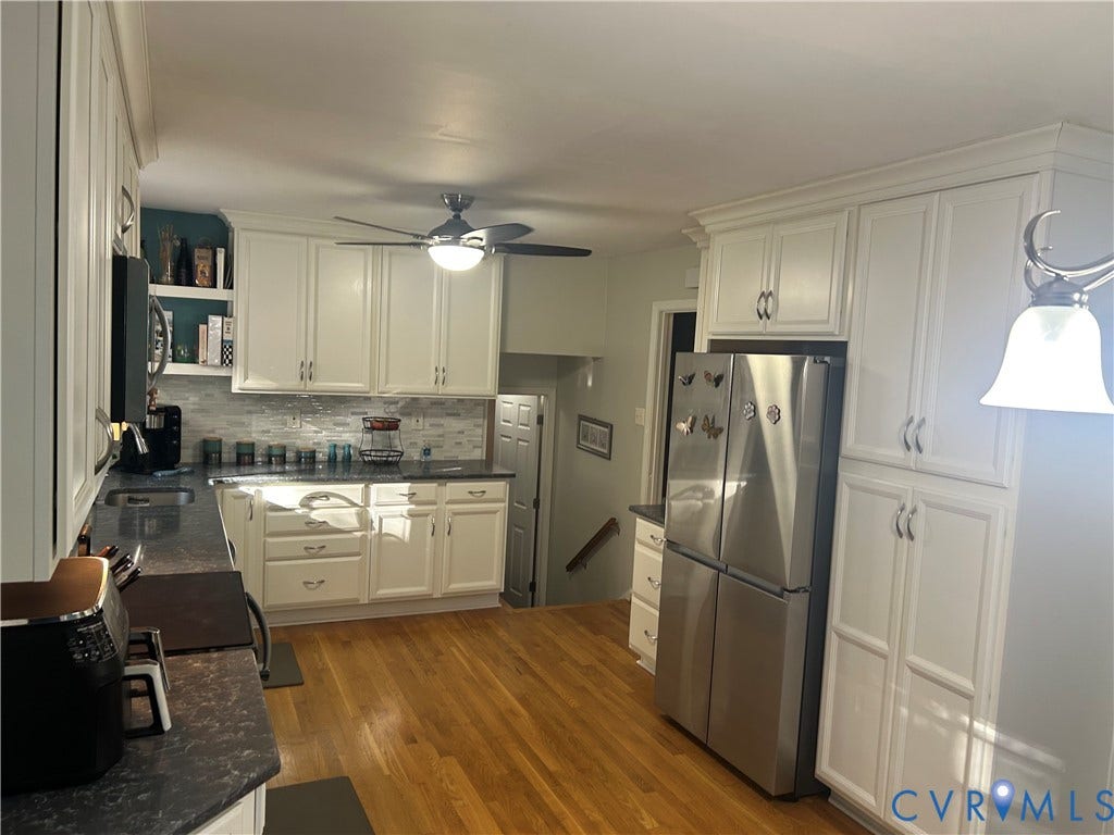 1120 Black Heath Road, Robious/Huguenot, Midlothian, VA 23113 Kitchen with granite countertops, loads of counter and cabinet space plus built-in pantry.