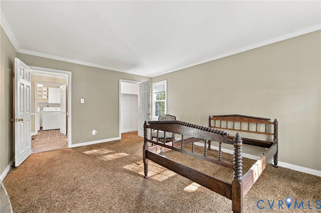 1335 Turnmill Drive, North Chesterfield, VA 23235 1st Floor Bedroom!