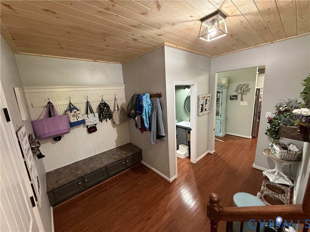 10176 Markside Way, Ashland, VA 23005 10176 Markside Way, Ashland, VA 23005