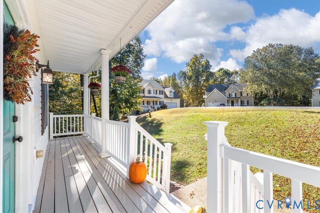 4011 Echo Ridge Place, Midlothian, VA 23112 Covered front porch