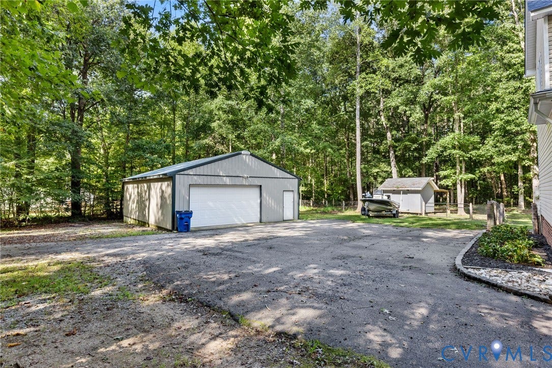 4350 Steger Creek Drive, Powhatan, VA 23139 4350 Steger Creek Drive, Powhatan, VA 23139