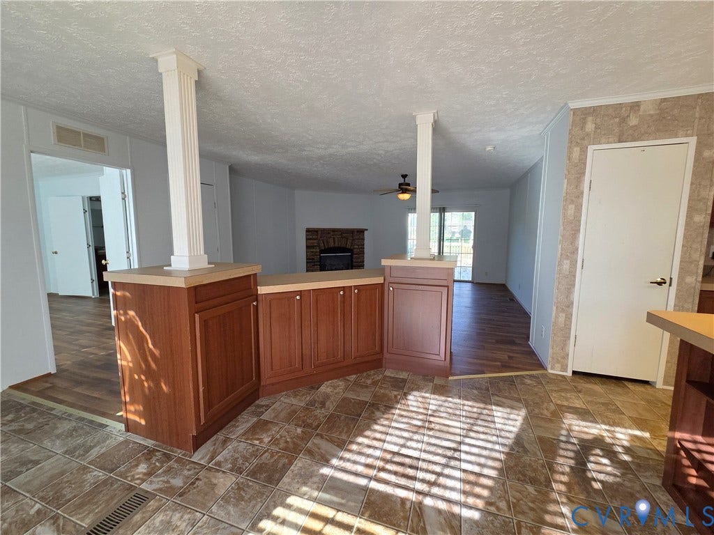 19 Sheppards Drive, Sheppards Land Subd, Farmville, VA 23901 19 Sheppards Drive, Sheppards Land Subd, Farmville, VA 23901