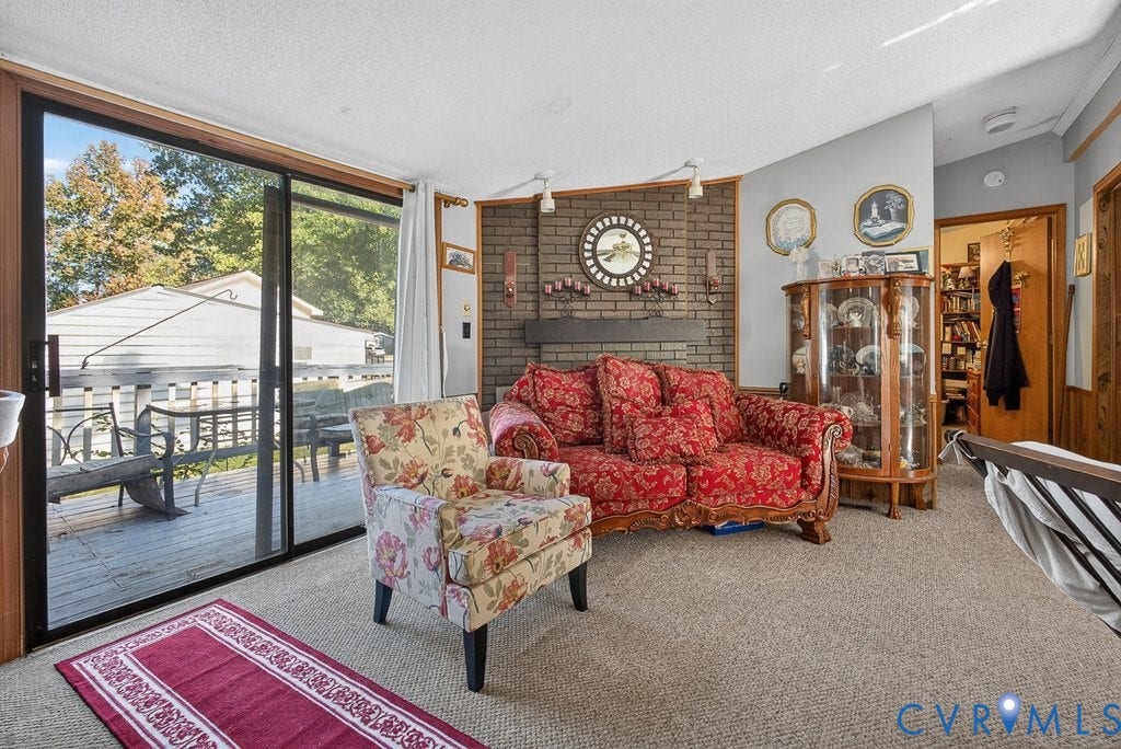 17004 Fiala Drive, Chesterfield, VA 23834 Living room
