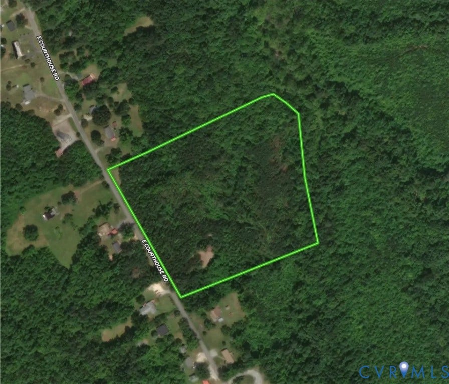 659 E Courthouse Road, Blackstone, VA 23824 659 E Courthouse Road, Blackstone, VA 23824