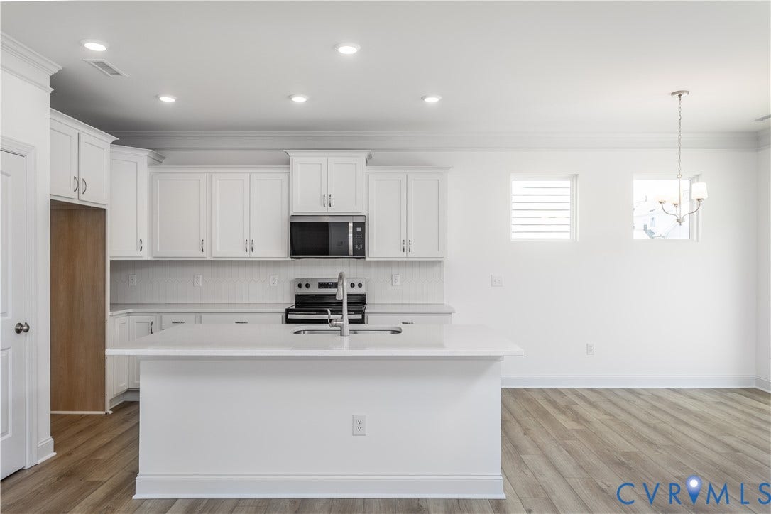 This home is TO BE BUILT. The photo represents the plan, not the actual home. Design selections may vary.