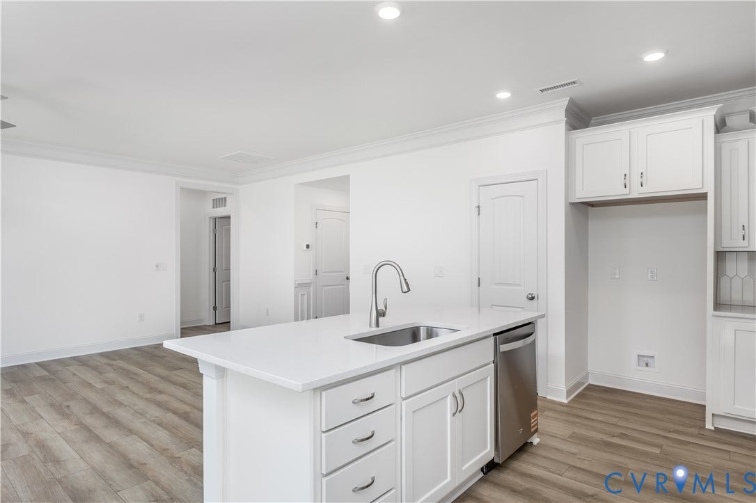 This home is TO BE BUILT. The photo represents the plan, not the actual home. Design selections may vary.