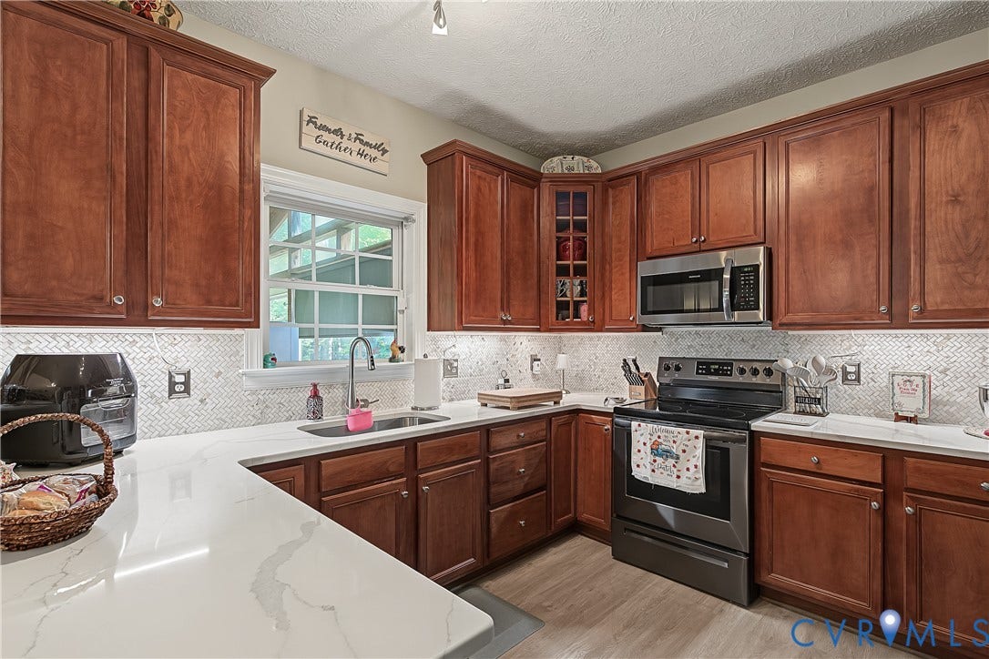 512 Greyshire Drive, Montclair, Chester, VA 23836 512 Greyshire Drive, Montclair, Chester, VA 23836