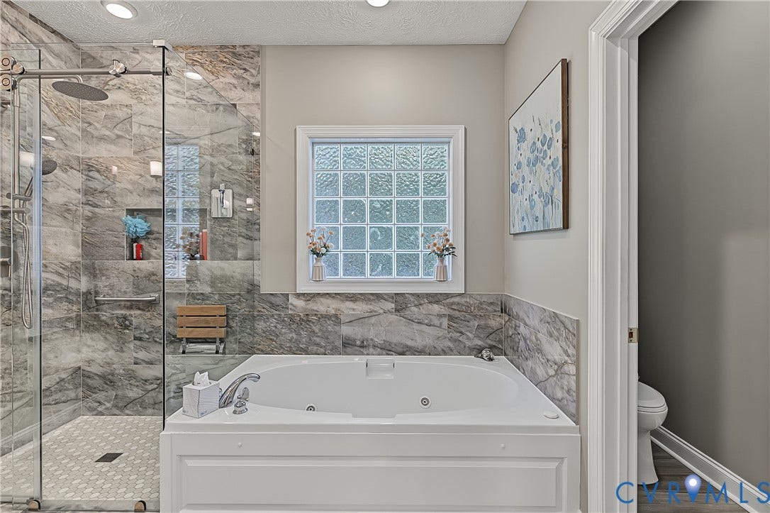 512 Greyshire Drive, Montclair, Chester, VA 23836 512 Greyshire Drive, Montclair, Chester, VA 23836