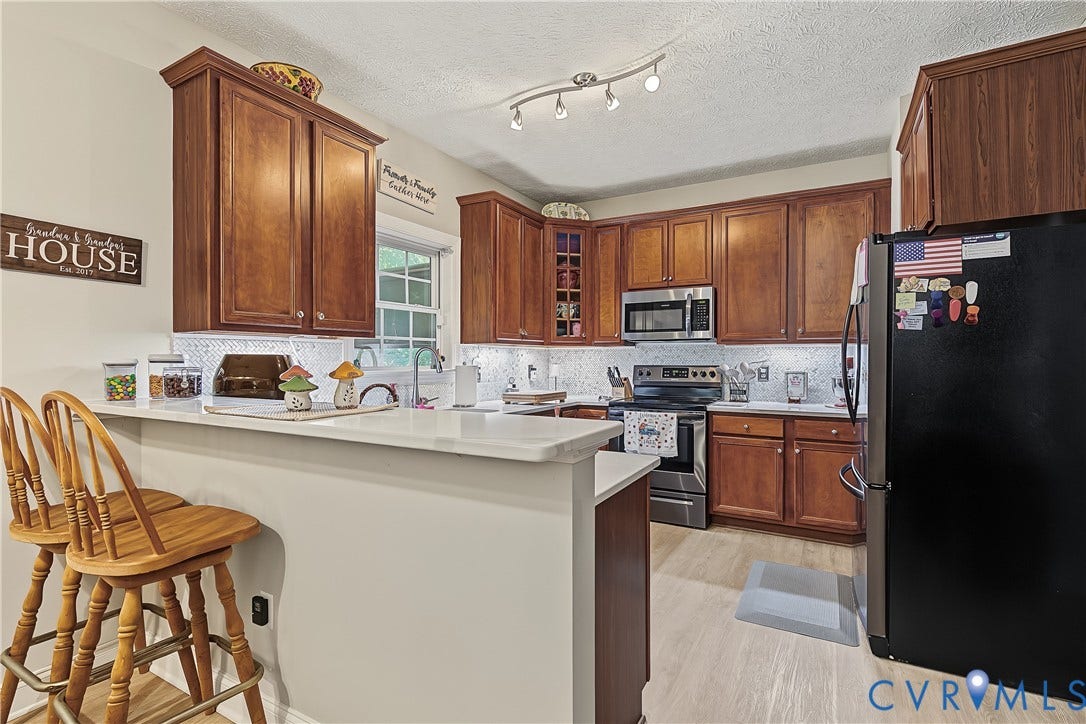 512 Greyshire Drive, Montclair, Chester, VA 23836 512 Greyshire Drive, Montclair, Chester, VA 23836
