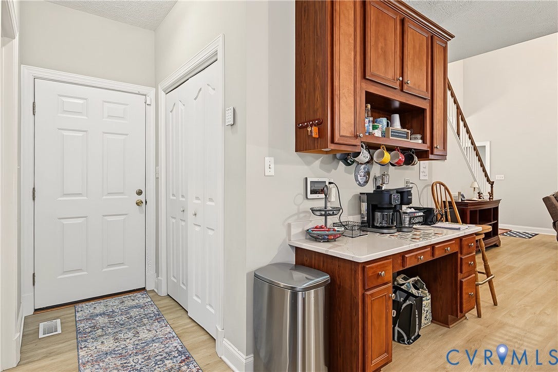 512 Greyshire Drive, Montclair, Chester, VA 23836 512 Greyshire Drive, Montclair, Chester, VA 23836