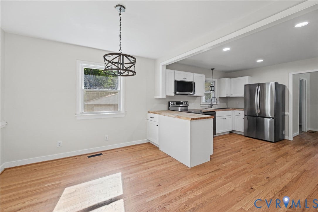 1629 Chippewa Lane, Powhatan, VA 23139 Eat in kitchen with hardwood floors
