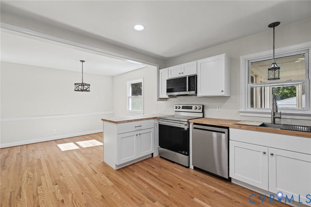 1629 Chippewa Lane, Powhatan, VA 23139 Updated, new cabinets, appliances,