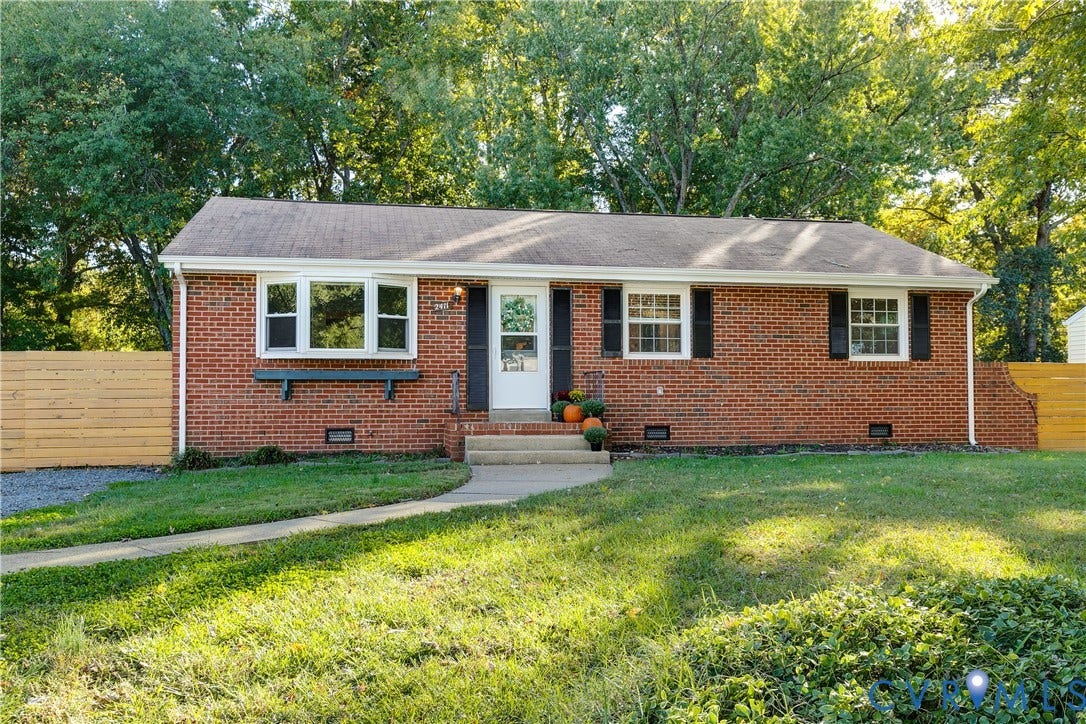 2411 Terry Drive, Henrico, VA 23228 2411 Terry Drive, Henrico, VA 23228