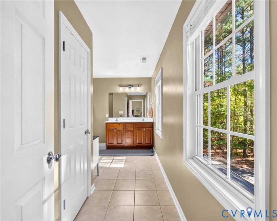 52 Forest Pass, Forest Ridge, Scottsville, VA 24590 52 Forest Pass, Forest Ridge, Scottsville, VA 24590