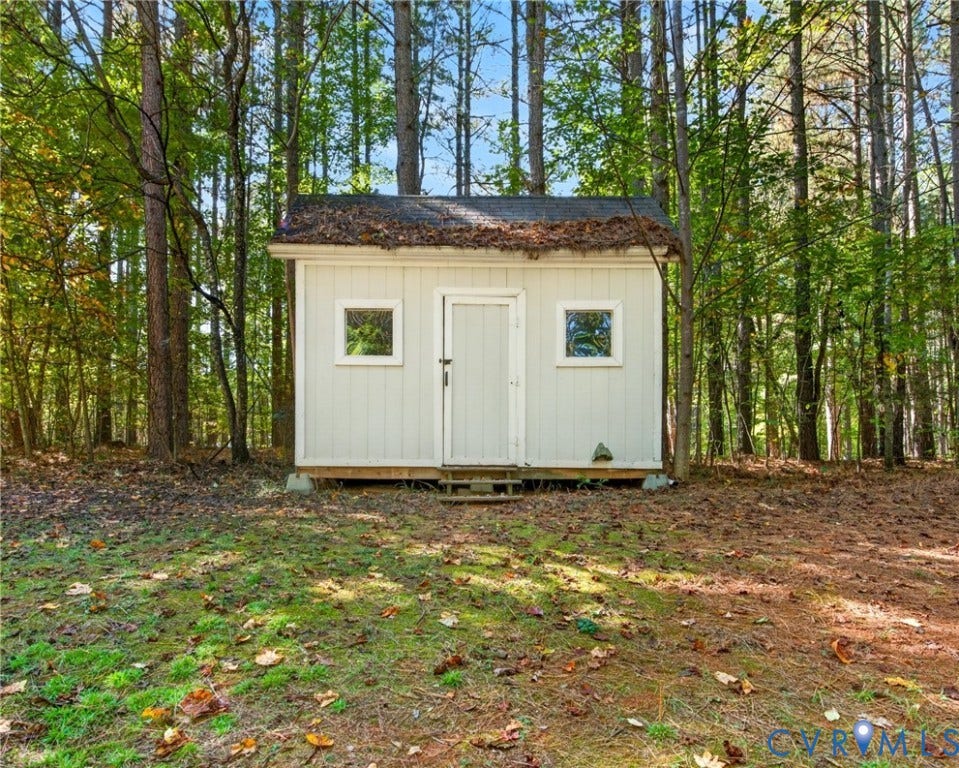 52 Forest Pass, Forest Ridge, Scottsville, VA 24590 52 Forest Pass, Forest Ridge, Scottsville, VA 24590