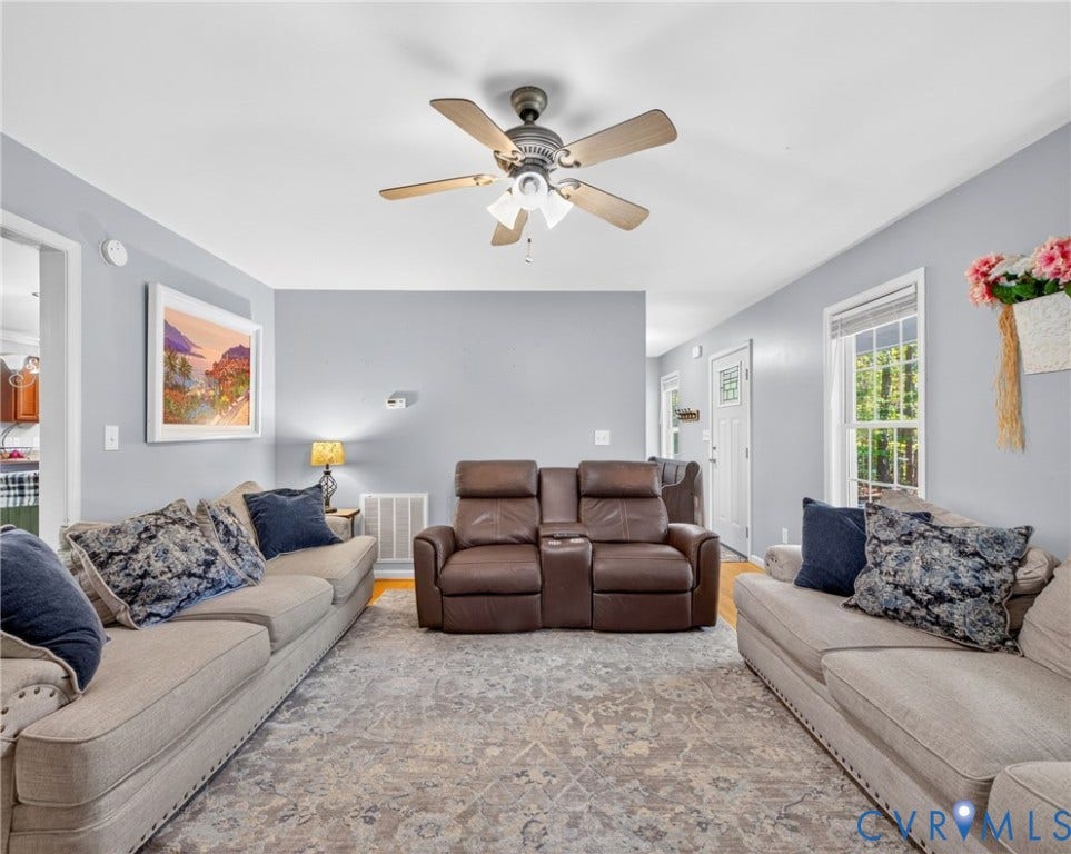 52 Forest Pass, Forest Ridge, Scottsville, VA 24590 52 Forest Pass, Forest Ridge, Scottsville, VA 24590