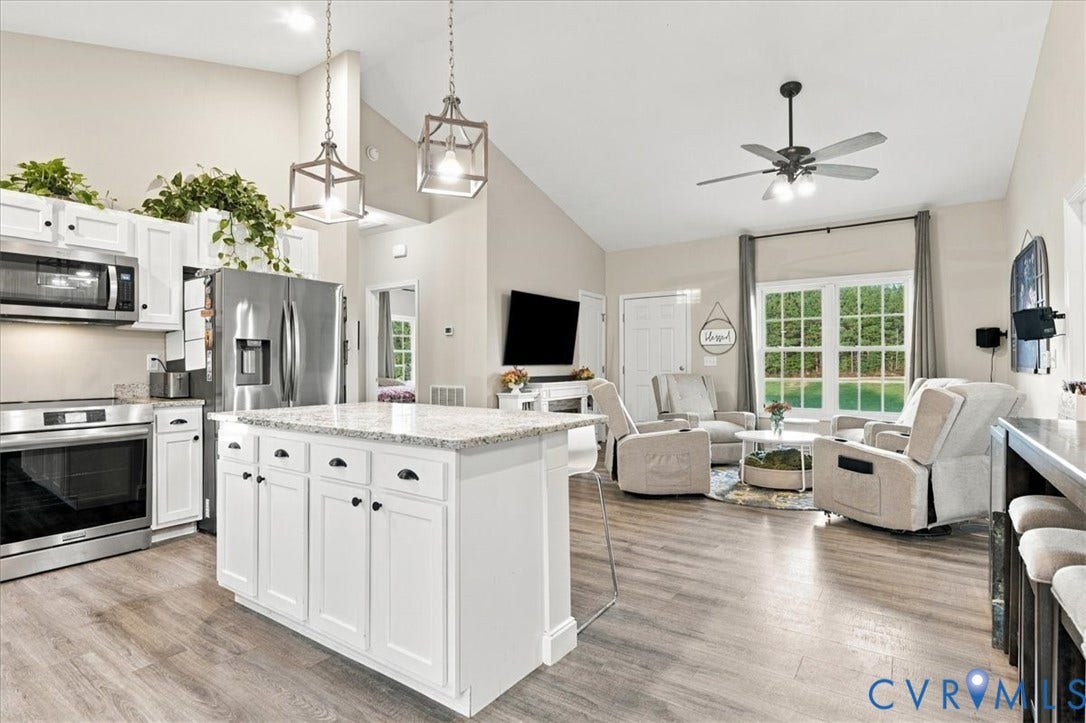 11880 Fosters Lane, Amelia, VA 23002 11880 Fosters Lane, Amelia, VA 23002