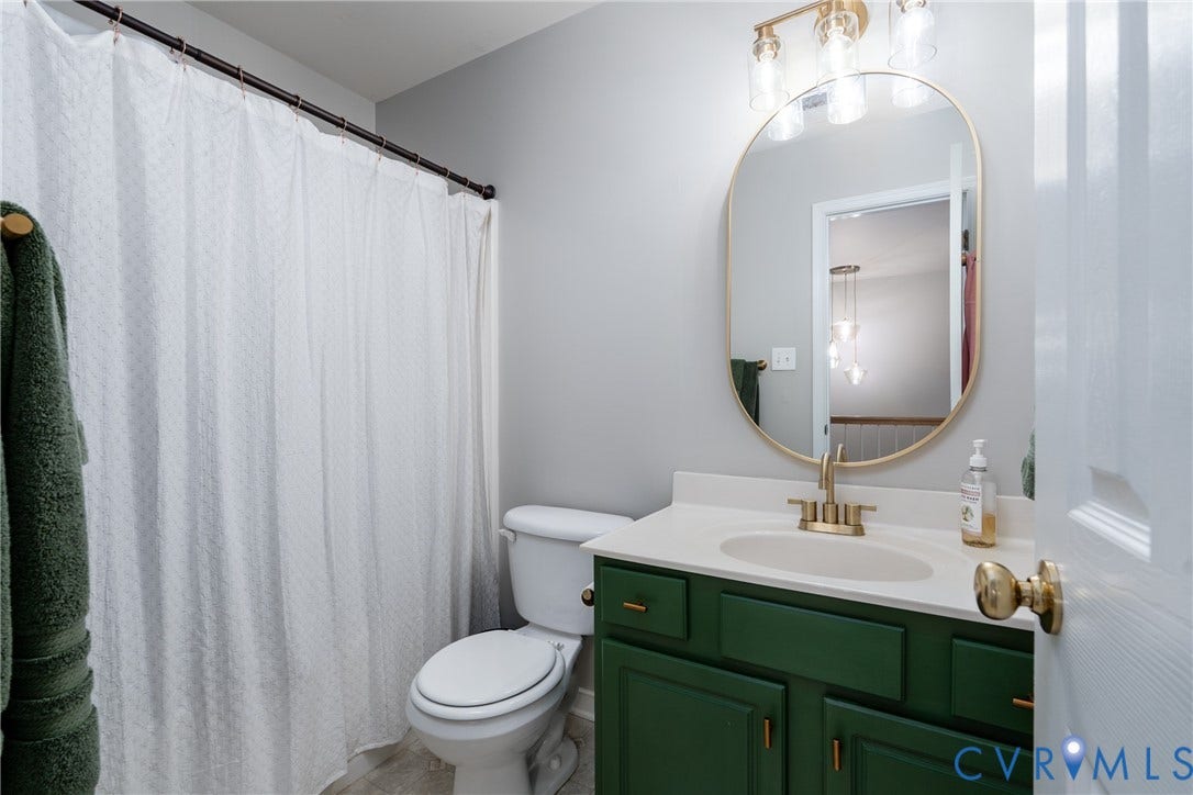 12806 Millstep Terrace, Midlothian, VA 23112 Second floor full bath