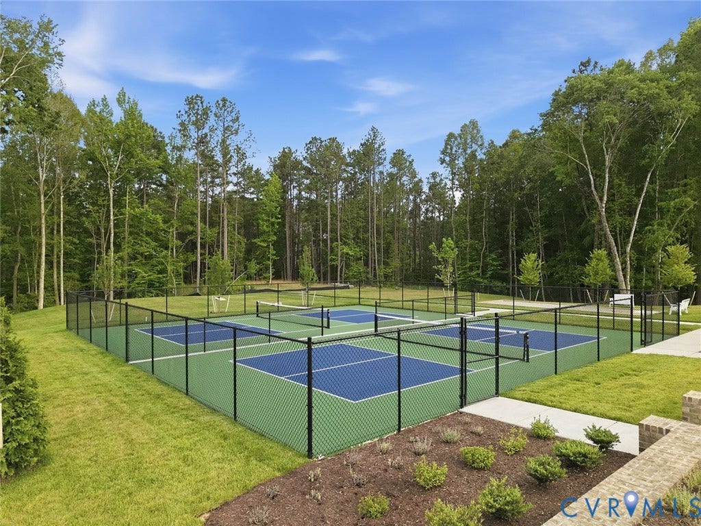 16818 Creek Parke Drive, Moseley, VA 23120 16818 Creek Parke Drive, Moseley, VA 23120