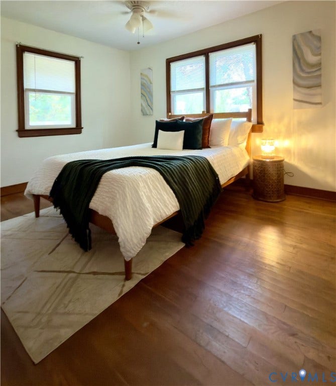 9012 Shawonodasee Road, Courthouse, Chesterfield, VA 23832 Hardwood flooring, wood-framed windows, and a ceiling-mounted light fixture