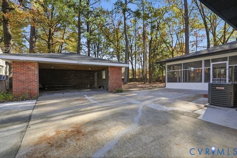 2913 Rolyart Road, Petersburg, VA 23805