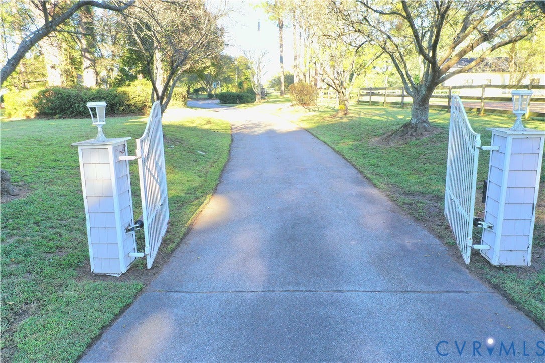 1720 Kings Highway, Suffolk, VA 23435 1720 Kings Highway, Suffolk, VA 23435