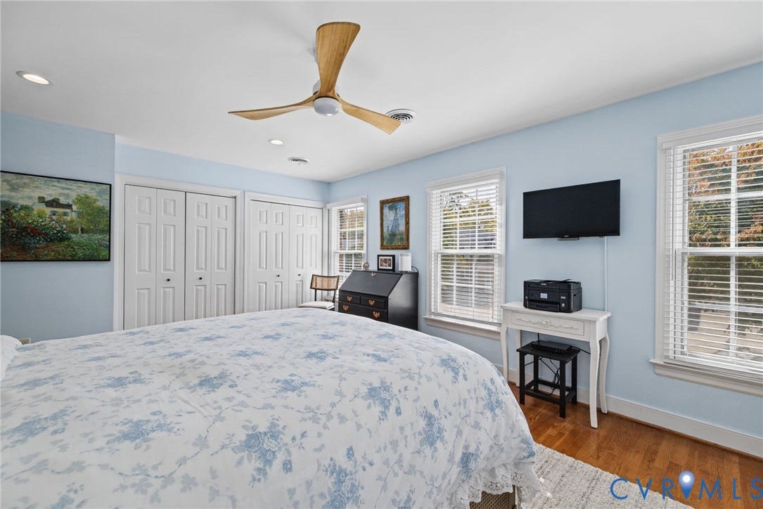 13908 Pagehurst Terrace, Salisbury, Midlothian, VA 23113 Wood-finish flooring, dual panel-door closets, three-blade ceiling fan, and multi-pane windows with horizontal blinds