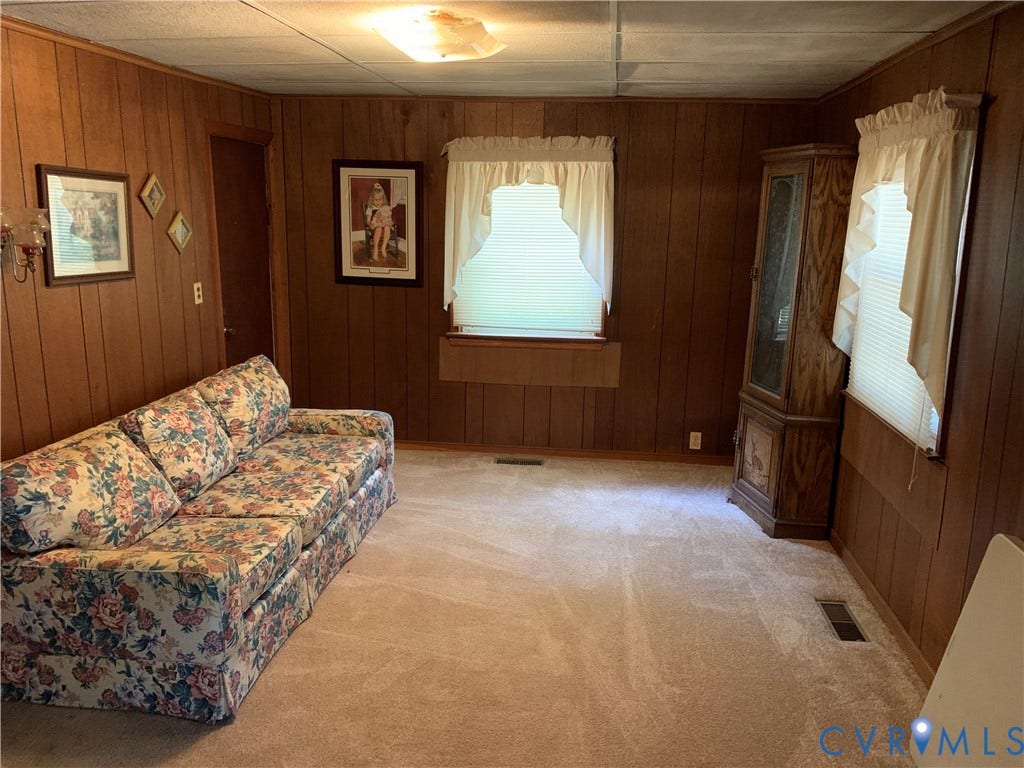 3451 Kingsland Road, Ampthill, VA 23237 3451 Kingsland Road, Ampthill, VA 23237
