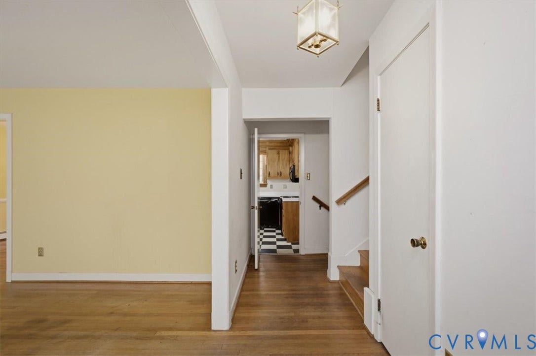 11016 Ashburn Road, North Chesterfield, VA 23235 11016 Ashburn Road, North Chesterfield, VA 23235