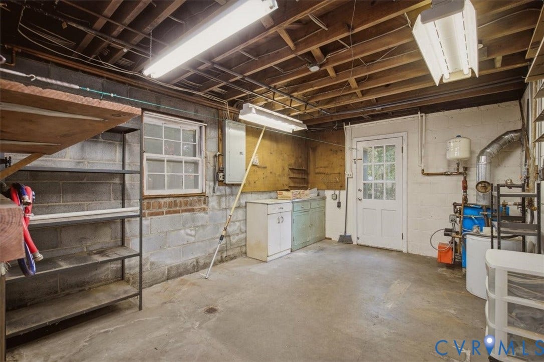 11016 Ashburn Road, North Chesterfield, VA 23235 11016 Ashburn Road, North Chesterfield, VA 23235