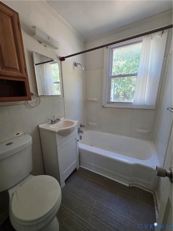 2002 Wakefield Avenue, Colonial Heights, VA 23834 2002 Wakefield Avenue, Colonial Heights, VA 23834
