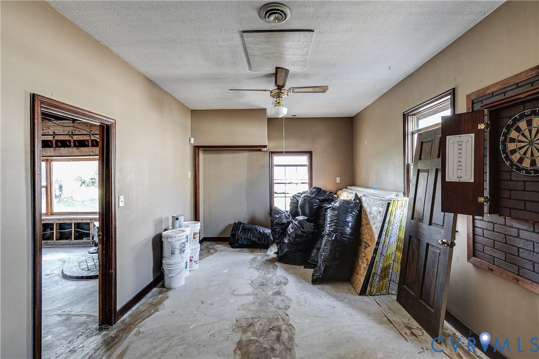 9 E Gray Street, Sandston, VA 23150 9 E Gray Street, Sandston, VA 23150
