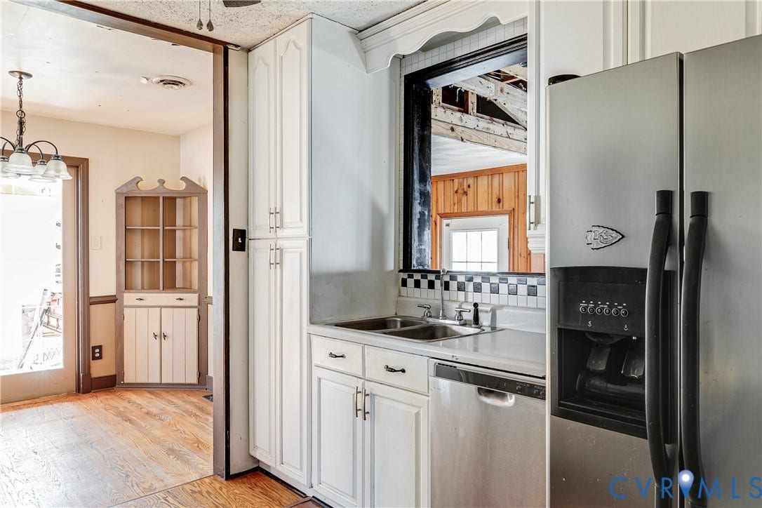 9 E Gray Street, Sandston, VA 23150 9 E Gray Street, Sandston, VA 23150