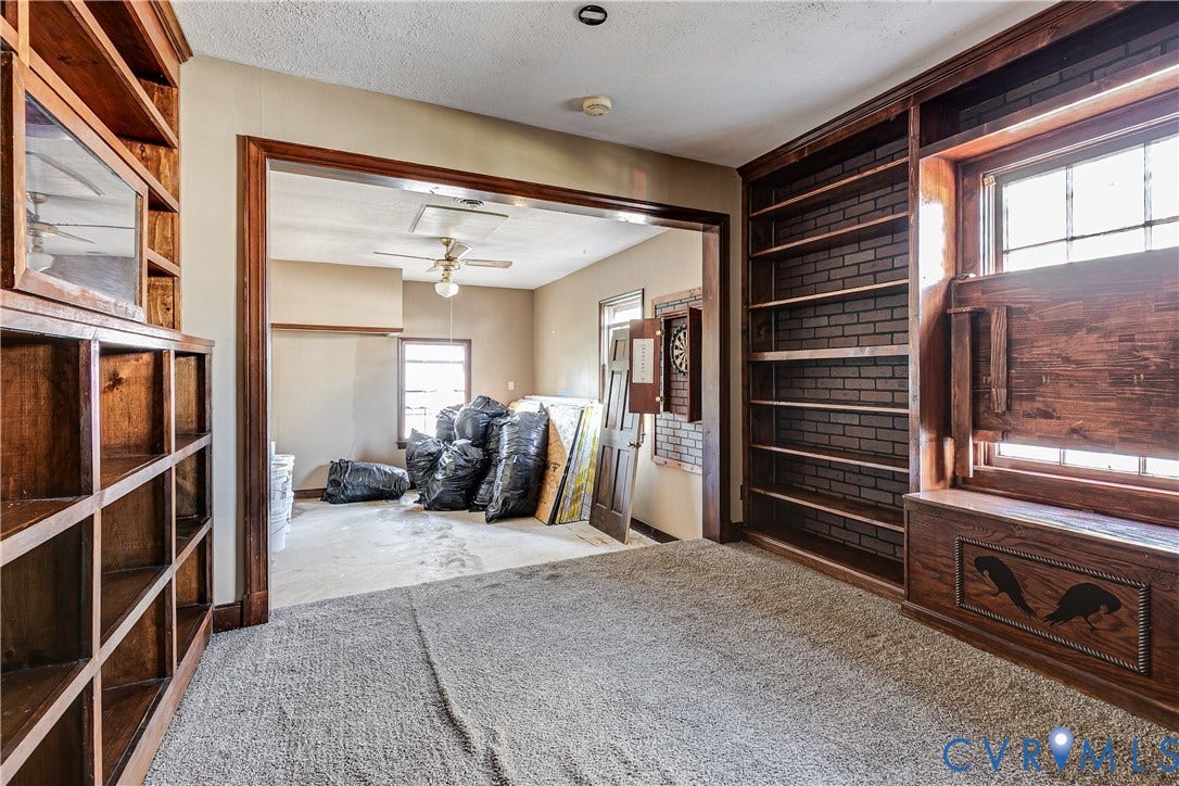 9 E Gray Street, Sandston, VA 23150 9 E Gray Street, Sandston, VA 23150