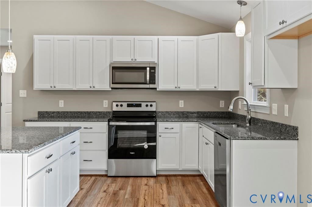 1554 Community House Road, Columbia, VA 23038 New Floorplan by builder - All photos are of a similar floorplan with same quality and craftsmanship.