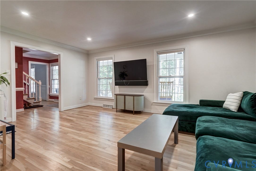 5 Bridgehampton Place, Yorkshire, Henrico, VA 23229 Wood-finish flooring, recessed lighting, and multiple double-hung windows