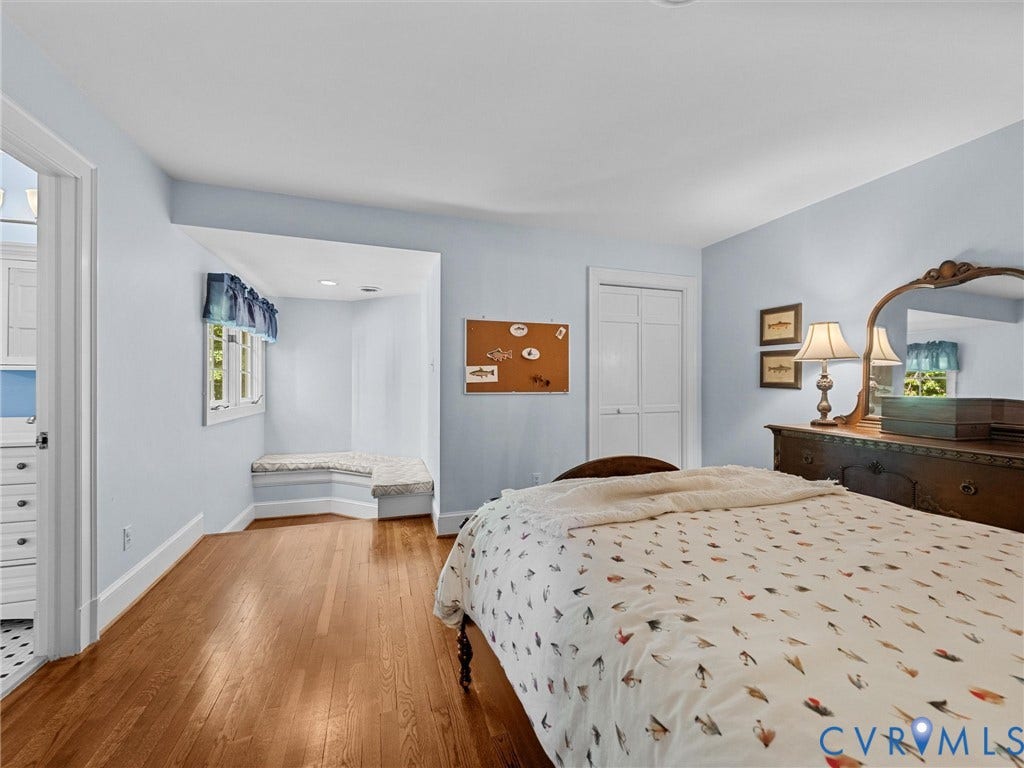 105 Running Cedar Lane, Countryside, Henrico, VA 23229 Room featuring wood-finish flooring, a built-in window seat, recessed lighting, and a double-door closet