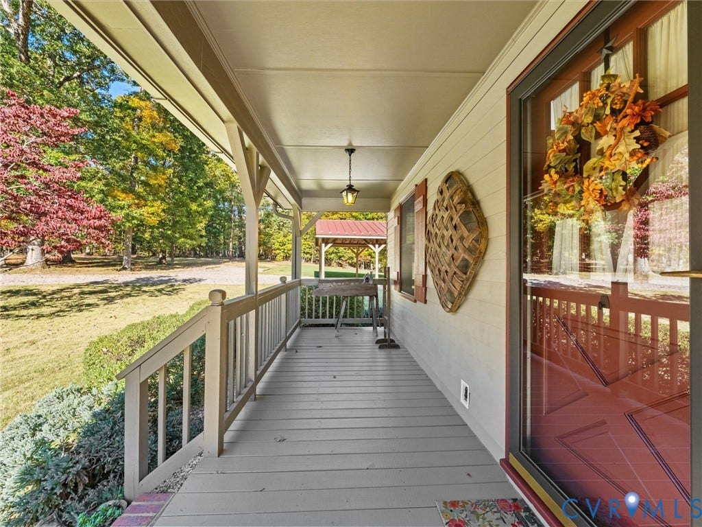 2060 Fairlane Drive, Fairlane, Powhatan, VA 23139 FRONT PORCH